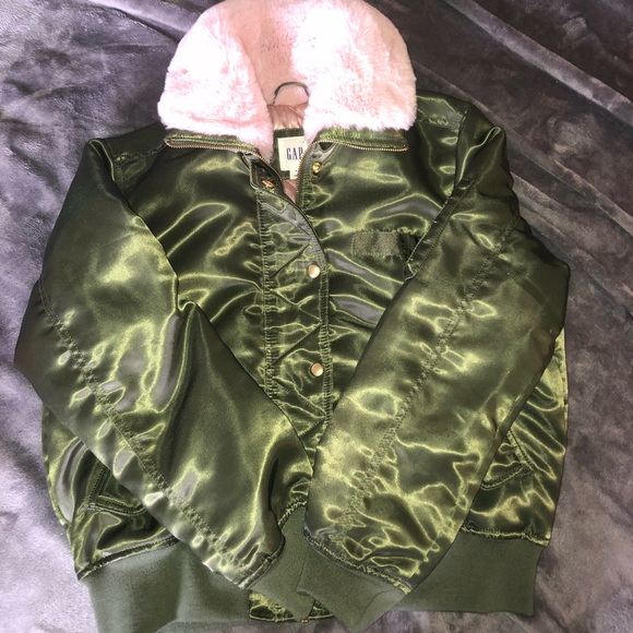 GAP Satin Army Green Bomber Jacket Pink Fur Collar - Picture 3 of 7